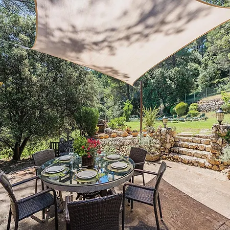 Villa Mountain With Large Pool *